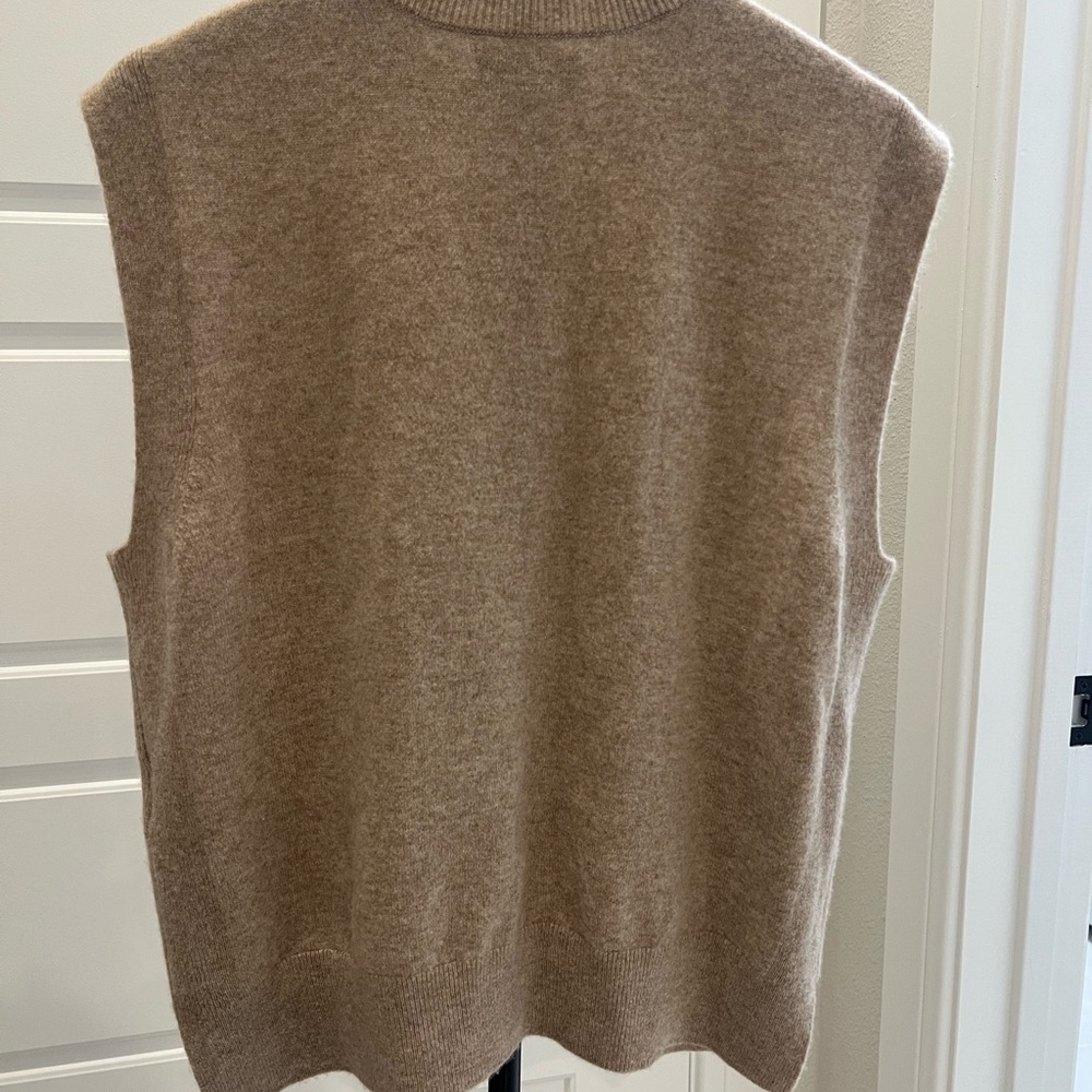 Quince Beige Knit Sweater Vest - Picture 4 of 4
